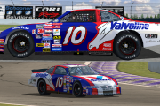 #10 Johnny Benson Valvoline Fan paint
